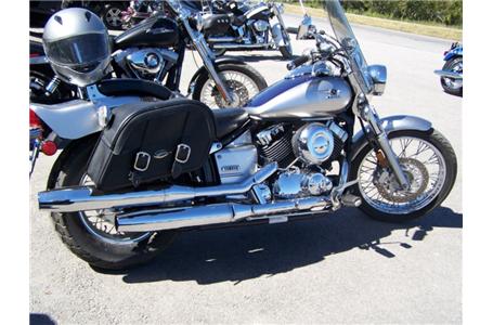 super deal v star custom with saddle bags windshield sissy bar and 2