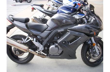 super clean sv650 with abs price plus tax lic doc and tire fees