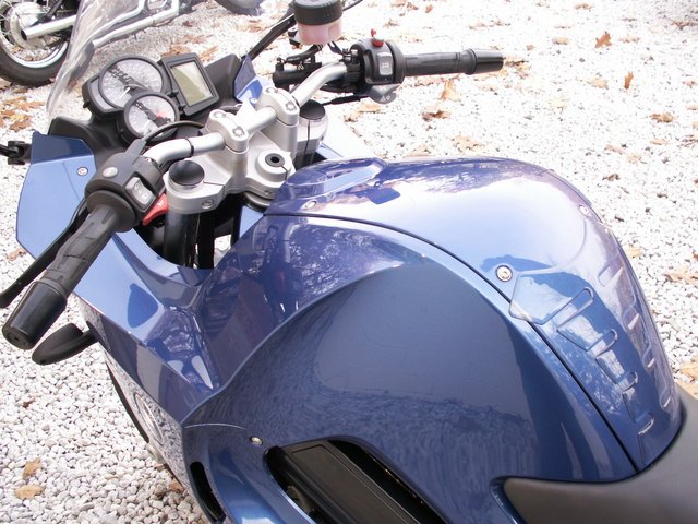 description this 2007 bmw f800st is in beautiful condition with only