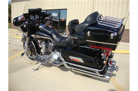 say the words touring bike and chances are the electra glide classic is the