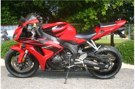 this is a great liter class bike for the money if you are looking for a 1000cc
