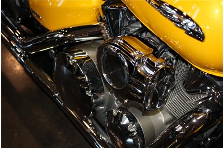 this bike is the last yellow vtx1300c it is equipped with custom pipes and
