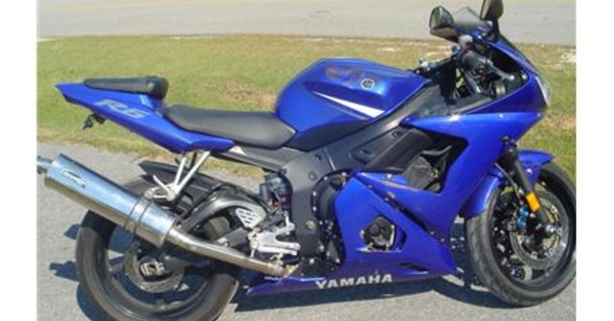 2006 Yamaha R6 Blue