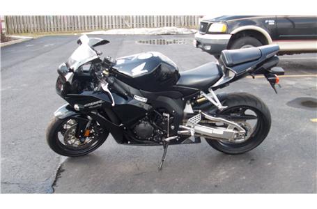 this motorcycle is ready to ride in great condition price is reduced to sell from