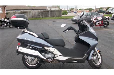 this silverwing has 35 actual miles the customer was unable to ride after he