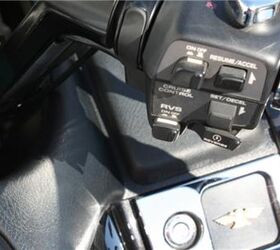 very nice well equipped trike loaded with extras and features a champion