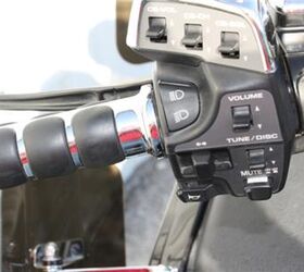 very nice well equipped trike loaded with extras and features a champion