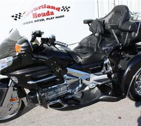 very nice well equipped trike loaded with extras and features a champion