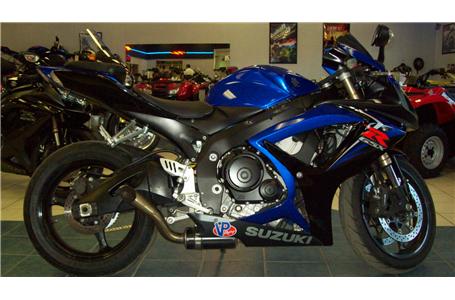 this clean 600cc super sport bike from suzuki is ready to ride the bike has been