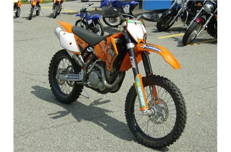 the ktm 450 sx is one of the best set up mx bikes there is this one can be seen