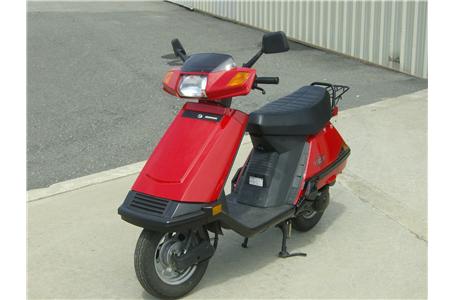 save gas with this honda elite scooter call the orono store for more details