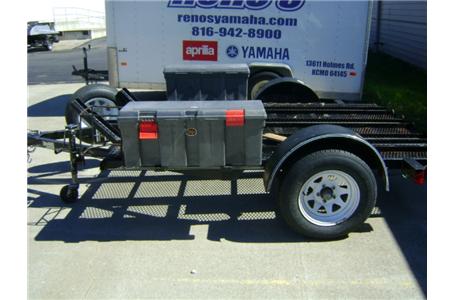 flatbed trailer great for hauling up to 3 bikes toolbox