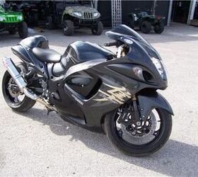 screamin deal on this 08 hayabusa lots of extras powercommander yosimira