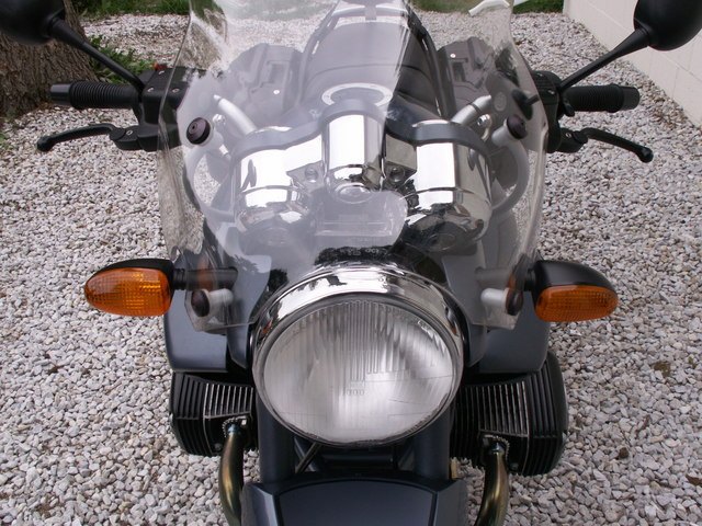 description this 2004 bmw r1150r is in very nice condition with only