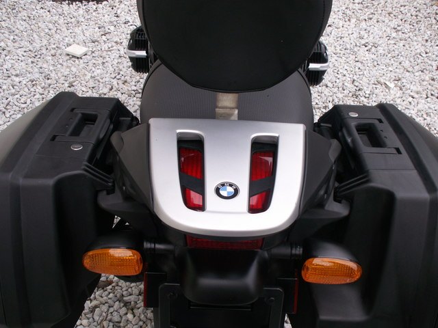 description this 2004 bmw r1150r is in very nice condition with only