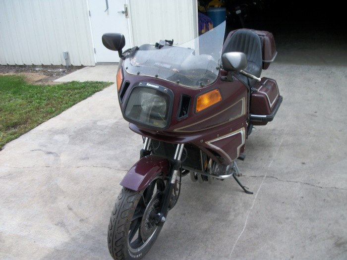 burgundy kz1300 with 17060 miles call for details ready to sell
