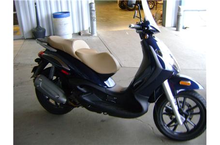 2008 piaggio bv 250 in great shape 250 cc motor gives plenty of power for around