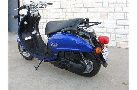 like new vino 125 with low low miles call for details 972 420 4000