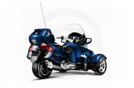 heated grips raido electric windshield are just a few of the goodies on this