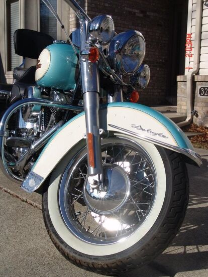 Stunning Like New Harley With Tons of Chrome! Must Sell - This is a Steal!