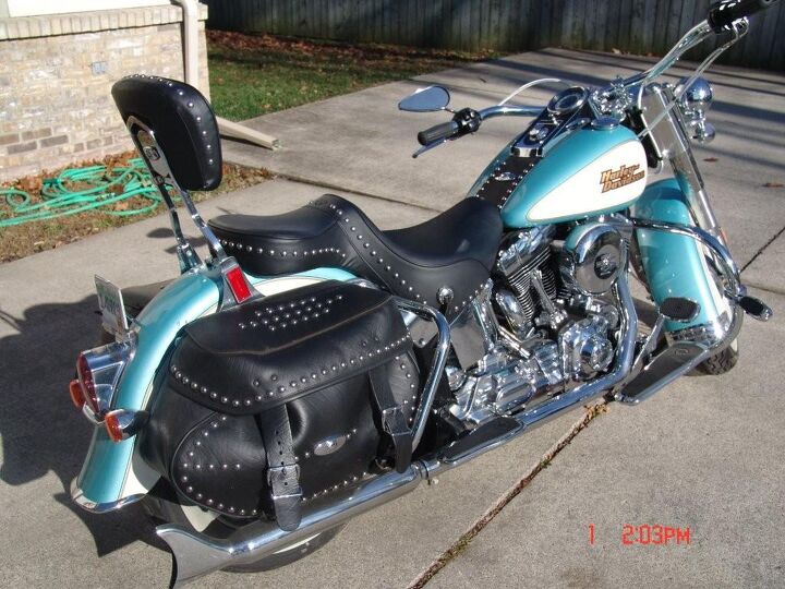 stunning like new harley with tons of chrome must sell this is a steal