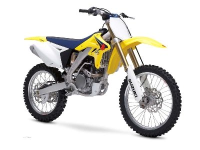 the rm z250 features a compact lightweight and powerful 250 cc four stroke engine