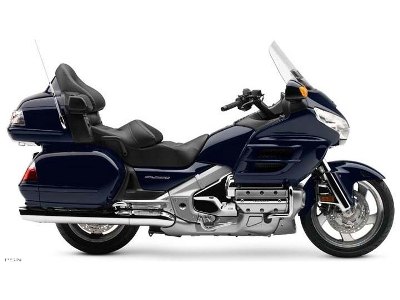 call this the fully loaded gold wing this bike has premium audio all new tpms