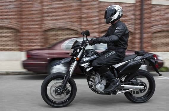 lightweight supermotard delivers quick reflexes and unlimited