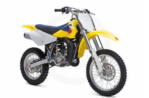 the rm85 is loaded with technology derived from suzuki s championship winning