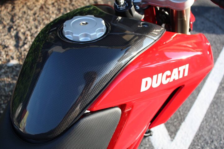 2008 ducati hypermotard 1100s with tons of additional accessories s model