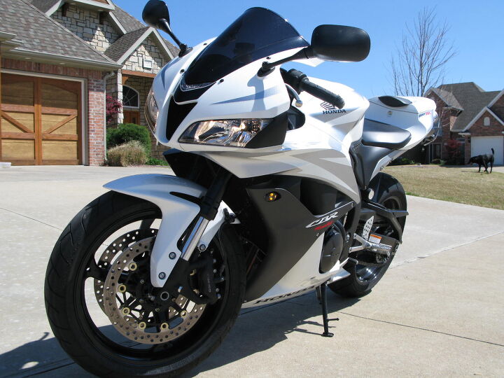 07 cbr600rr mint low miles one adult owner