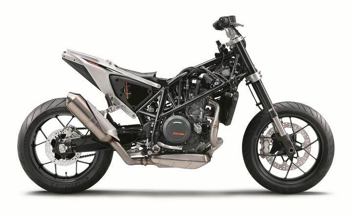 Duke R1 690 2016 KTM 690 Duke & 690 Duke R - First Ride Review + Video | Motorcycle.com