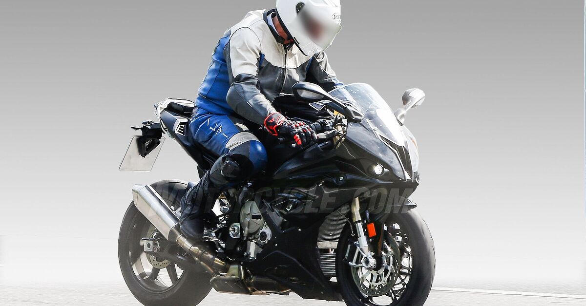 2018 BMW S1000RR Spied