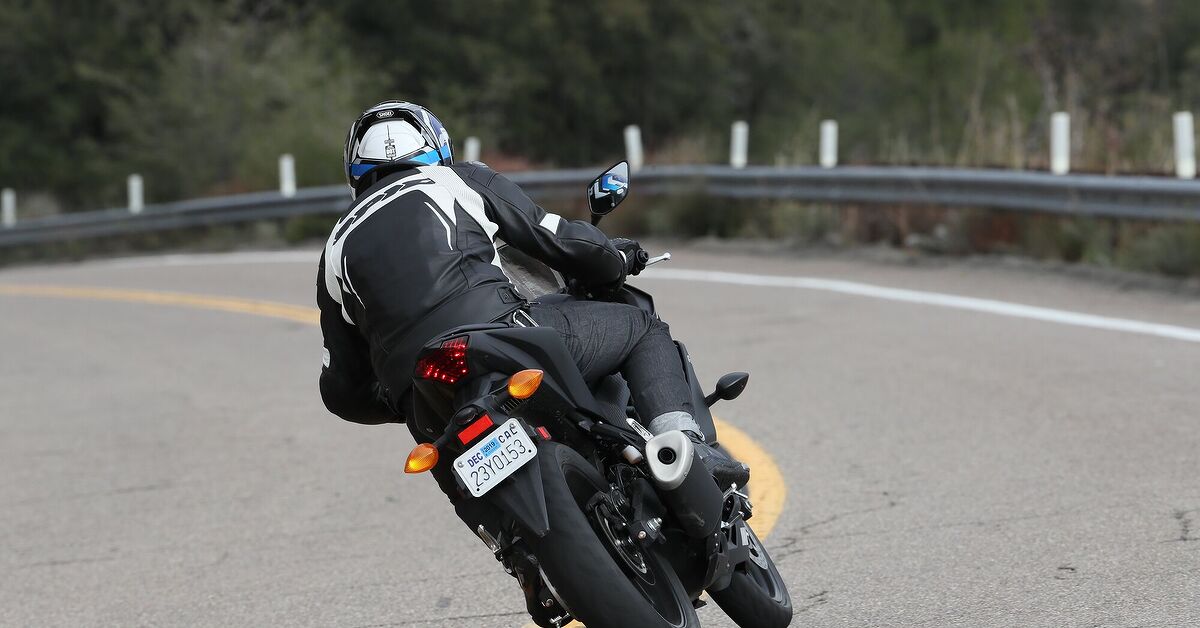 2019 Yamaha YZF-R3 Review - First Ride | Motorcycle.com