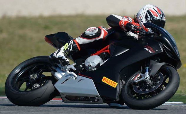 2013 mv agusta f3 800 review, With 148 horsepower on tap the F3 800 sings a beautiful tune when it s opened up