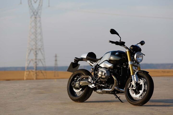2014 bmw r ninet unveiling, The interplay between the black gray and natural metal colors make the nineT a standout in the style department