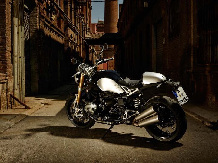2014 bmw r ninet unveiling, Although the nineT was designed with customizing in mind it looks pretty dang sweet with just an accessory tail cover differentiating it from stock