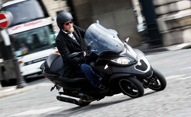 2014 Piaggio MP3 500 ABS/ASR Review - First Impressions