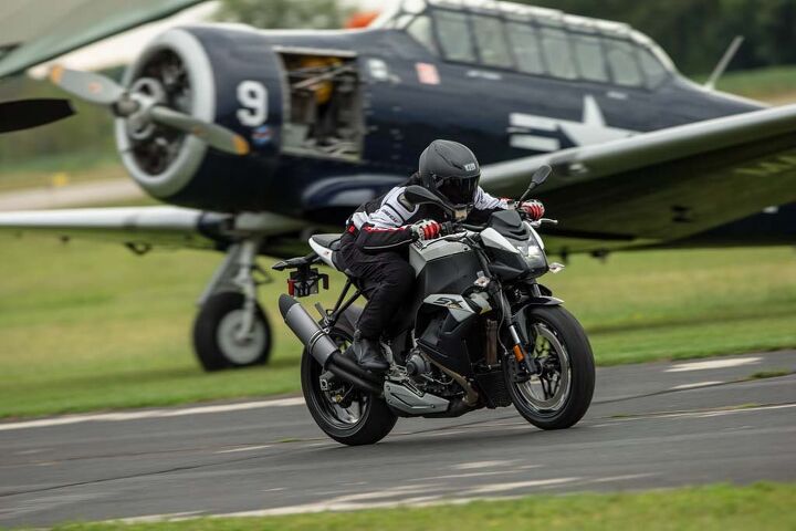 2015 ebr 1190sx first ride review, Cue the Tom Cruise scene from Top Gun