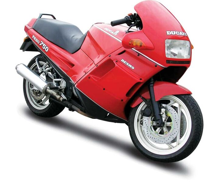 motoczysz the story of america s ultimate motorcycle, The Ducati Paso 750 Czysz s first Ducati