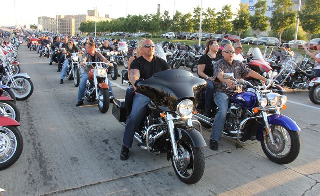 harley davidson homecoming, Hogs of all shapes sounds and sizes filled the streets of Milwaukee as attendees were estimated at over 100 000