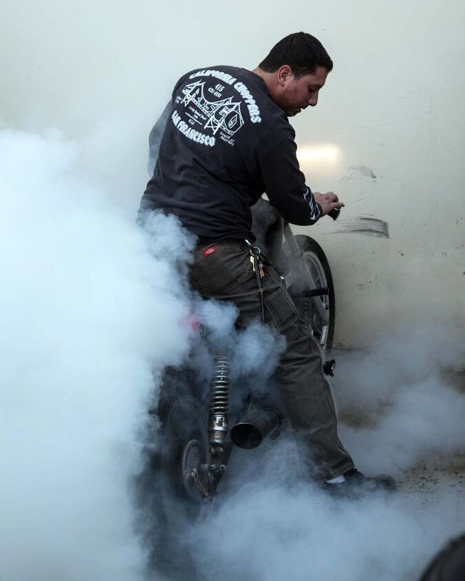 the dirtbag challenge 2014, Classic up against the wall burnout