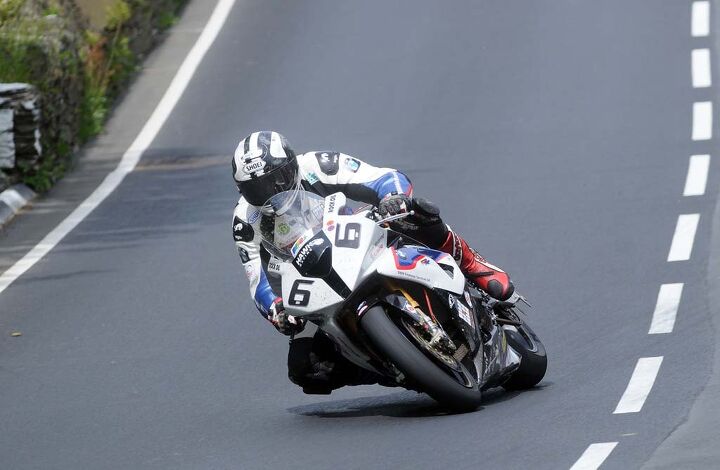 isle of man tt practice week report, Michael Dunlop won the Senior TT Superstock TT Superbike TT on a BMW last year After trying the Yamaha YZF R1M this week Dunlop made the surprise decision to switch back to the S1000RR