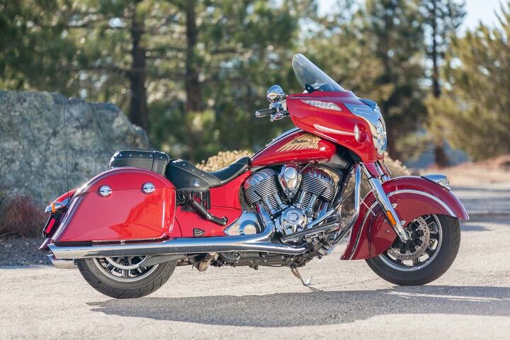 2014 harley davidson street glide special vs indian chieftain video, The Indian Chieftain has all you need to travel far and wide
