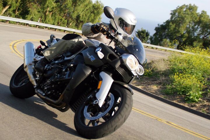 church of mo review 2006 bmw k1200r, Unlike Gabe the K1200R looks good naked