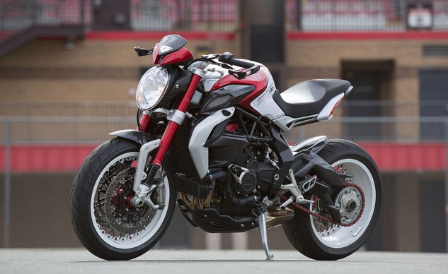 2015 MV Agusta Brutale 800 Dragster RR Quick Ride Review + Video