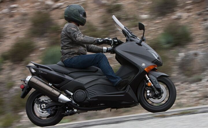 2015 yamaha tmax review, Comfortable riding position willing engine great handling all in scooter packaging