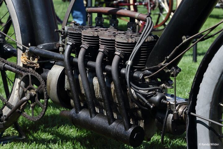 the eighth annual quail motorcycle gathering, A closer look at the 1910 Pierce Four engine