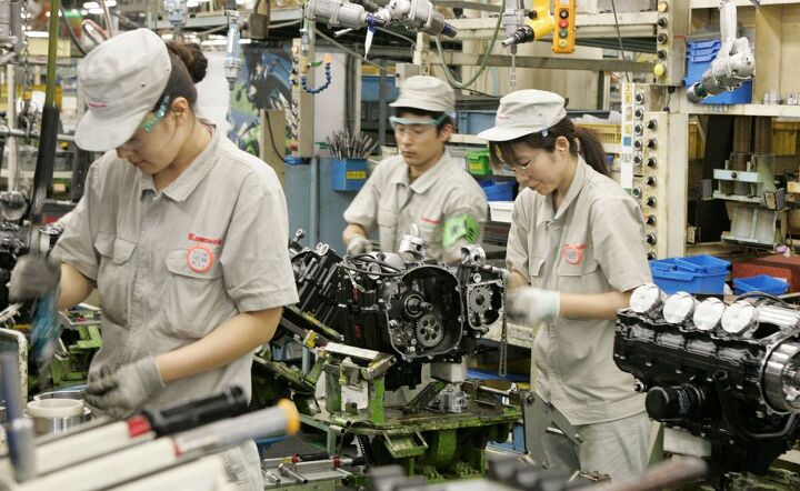 trizzle s take japan, It s not just the engineers even the workers on Kawasaki s assembly line are meticulous with their task