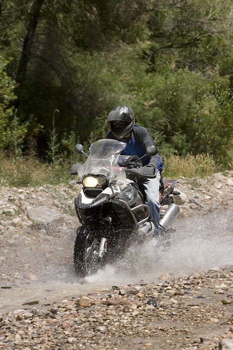 church of mo 2006 bmw r 1200 gs adventure, The GS makes quick work of this kind of terrain